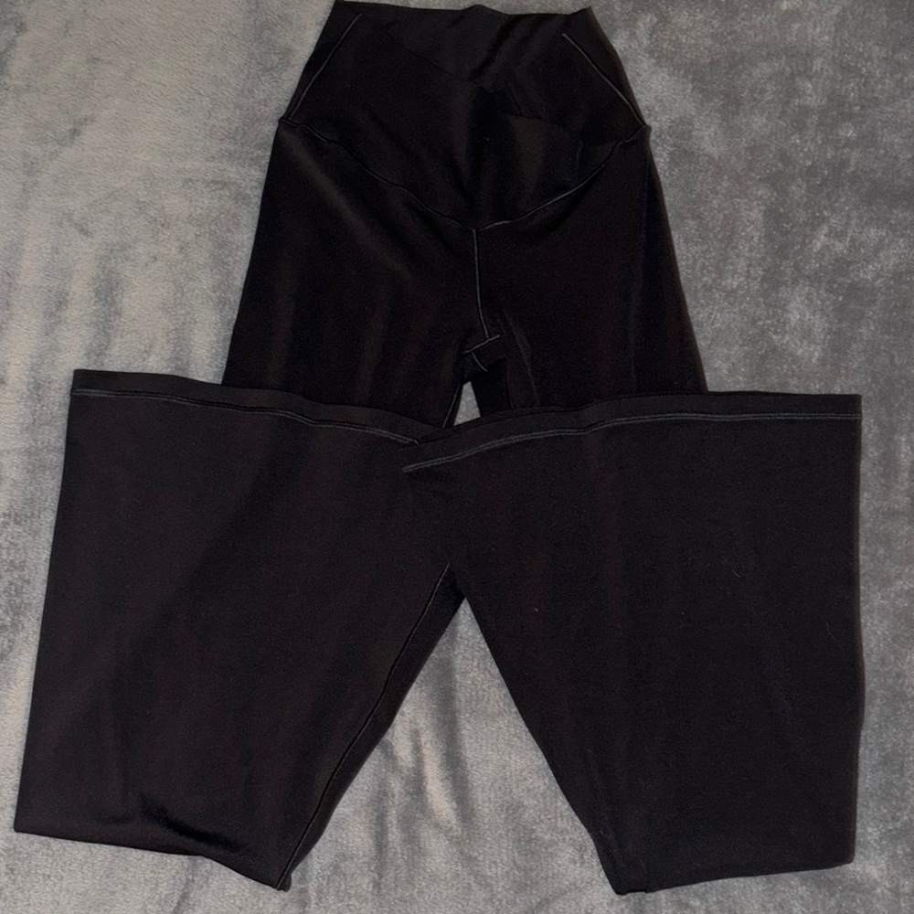 Black Aerie Super Flare Leggings